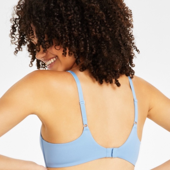 Gap GapBody Women's Everyday Essentials Wireless Bra GPW00355 - Allure - Picture 2 of 3